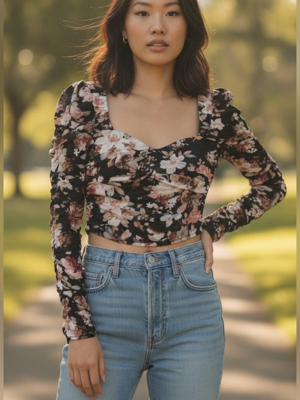 Astr The Label Womens Cropped Top Sz S Erica Floral Ruched Side Zip Long Sleeve